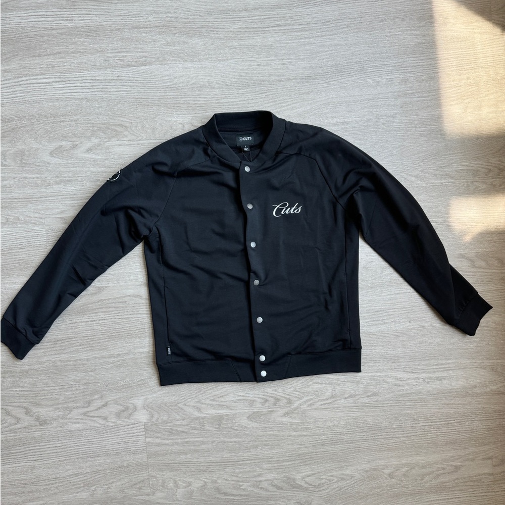 Cuts jacket